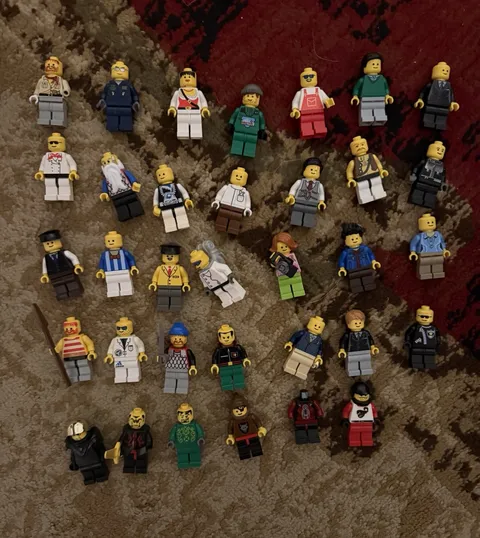 Vintage LEGO Minifigures Lot - 27 Assorted Characters Plastic Minifigure Age 5+