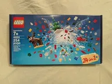 RETIRED - LEGO Seasonal: Christmas 24 in 1 Build Set (40253) New - Sealed