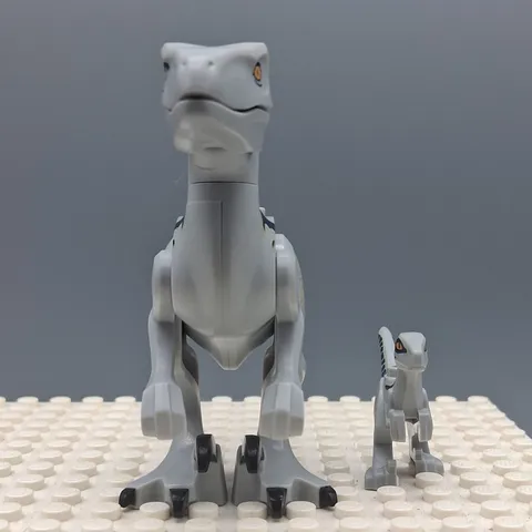 Lego Jurassic World Dinosaur Raptor with Velociraptor Baby raptor14 Minifigure 