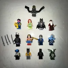 Lego Minifigure Lot (RANDOMLY SELECTED BY SPINNING WHEEL, ONLY PAYING FOR ONE)