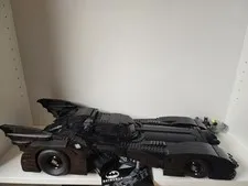 LEGO Super Heroes 1989 Batmobile 76139 Includes mini figs and instructions