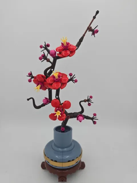 LEGO Icons Plum Blossom Flower Décor Display Set