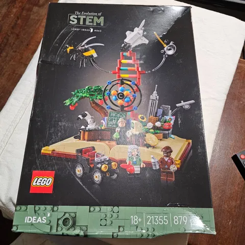 LEGO Creator Ideas Set 21355 The Evolution of STEM BRAND NEW NISB