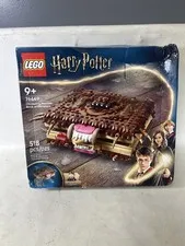 Lego Harry Potter "Chomping Book of Monsters" Set