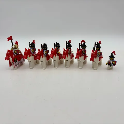 Vintage LEGO Castle Lion Knights Cavalry Lot King Horses Minifigures