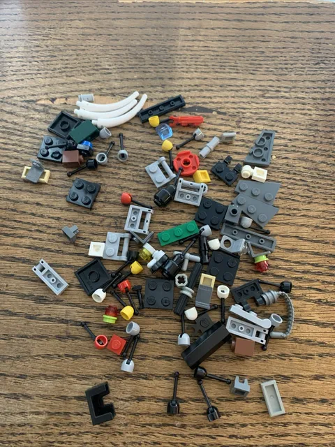 90+ LEGO Pieces. Some Partially Built Parts. Incomplete