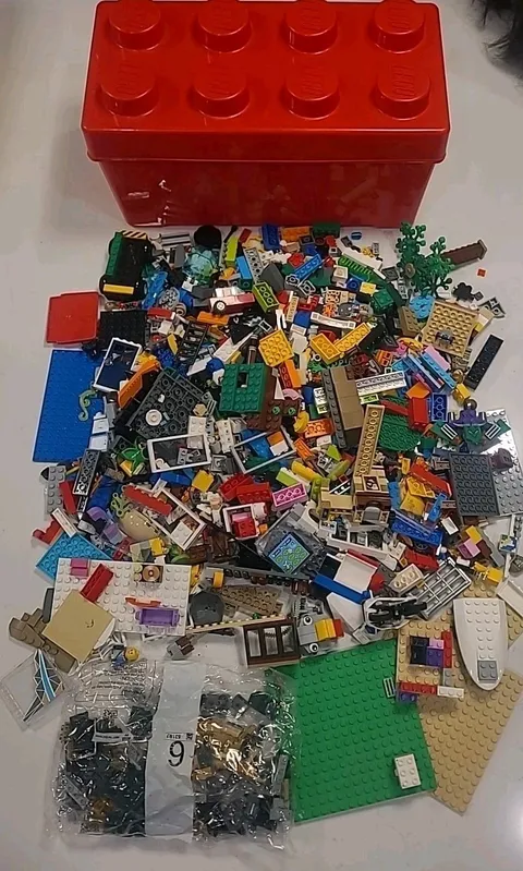 3.75 Lbs + LEGO Storage Brick 8 Stud Large Red Container Plastic Bin (B1-i)