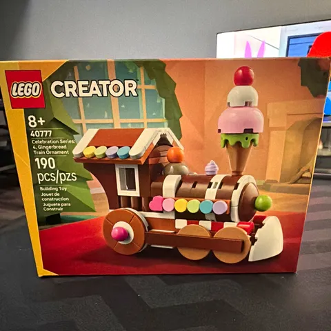 LEGO Creator Gingerbread Train Ornament Celebration Series 40777 190 pcs sealed