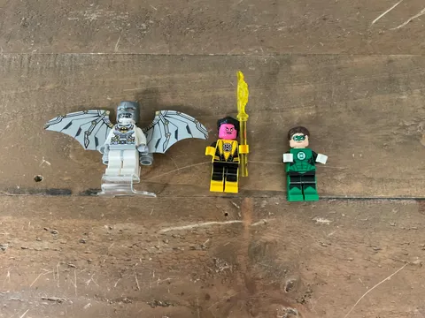 LEGO Green Lantern Minifigure 76025 DC Rare Retired sh0145 sh0144 sh0146