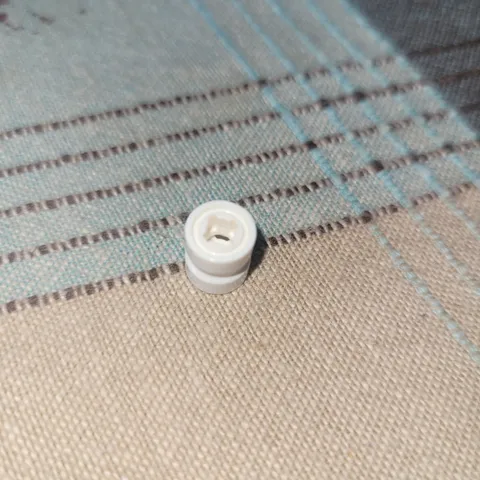 LEGO 30027b White Wheel 8mm D x 9mm W, Hole Notched for Wheels Holder Pin