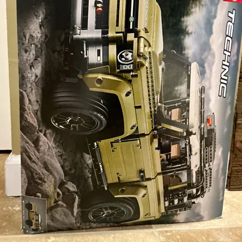 LEGO Technic 42110 Land Rover Defender Complete Set 2573 pcs (2019)
