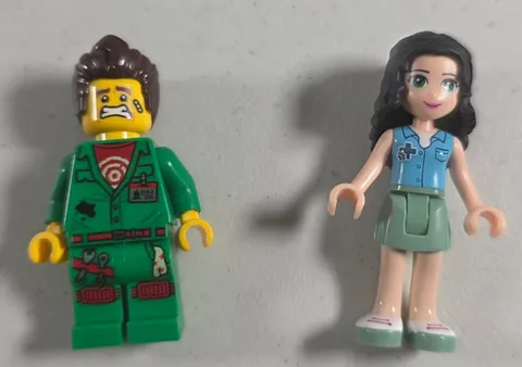 LEGO Minifigures Lot Hidden Side Douglas Elton + Emma Vet Ambulance Worker