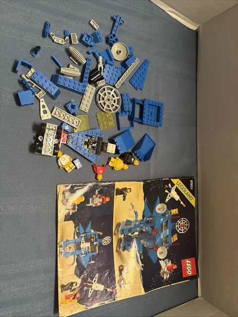 Vintage 1984 LEGO Robot Command Center 6951 Incomplete