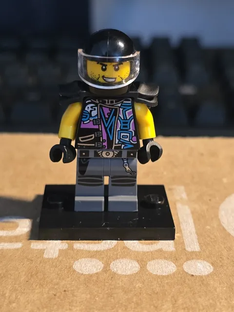 LEGO Ninjago Minifigure Skip Vicious (70640) (Genuine)