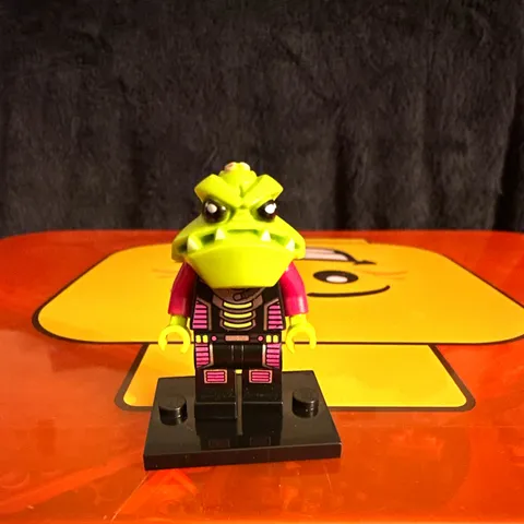 LEGO Alien Conquest Alien Trooper Minifig