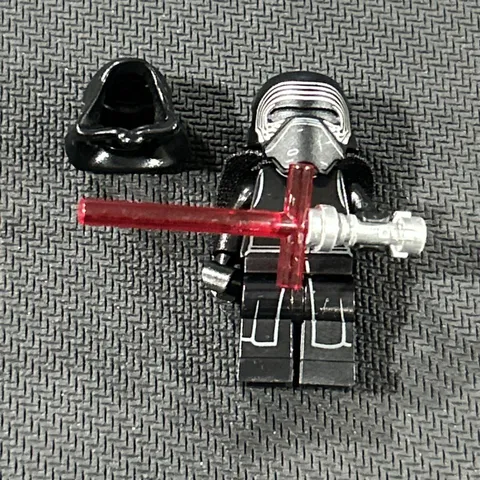 LEGO Kylo Ren Minifigure From Lego Set 75104 Star Wars Command Shuttle