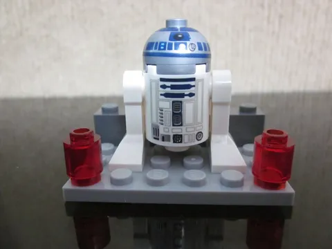 Lego Star Wars Minifigure Minifig R2-D2 Droid 
