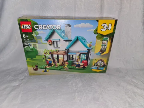 LEGO CREATOR: Cozy House (31139) Retired Sealed New in Box