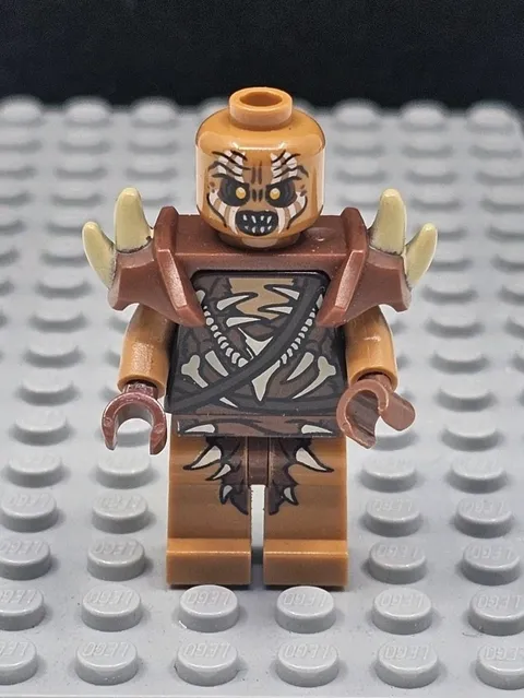 LEGO The Hobbit Lord Of The Rings Gundabad Orc Bald Shoulder Spikes LOR089