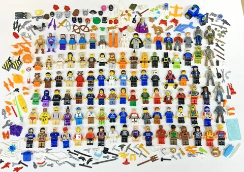 310pc Lego Mega Bloks Blocks Construx Mixed Minifigure Weapons Accessory Lot