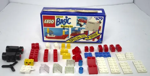 Lego System 1679 Basic Building Set Trial Size complet with box