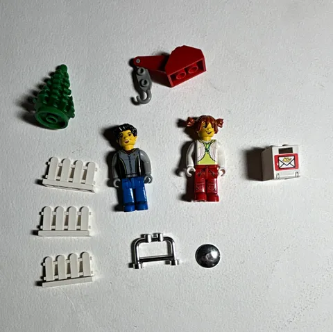 Vintage LEGO 4 Juniors Tina CRE005 Jack Stone JS004 Figure Parts Lot