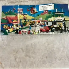 LEGO LEGOLAND Town Catalog Booklet 1982 115117-US English Illustrated Vintage