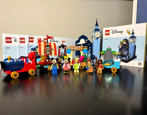 LEGO Disney Set Bundle! London Flight 43232, Celebration Train 43212 W/ Manuals