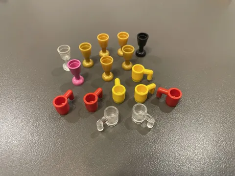 LOT 16 VINTAGE LEGO MINIFIGURE GOBLETS AND MUGS GOLD yellow red Grey pink Clear