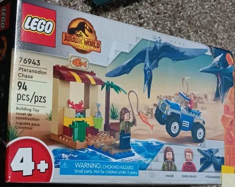 LEGO  Jurassic World: 76943 Pteranodon Chase.