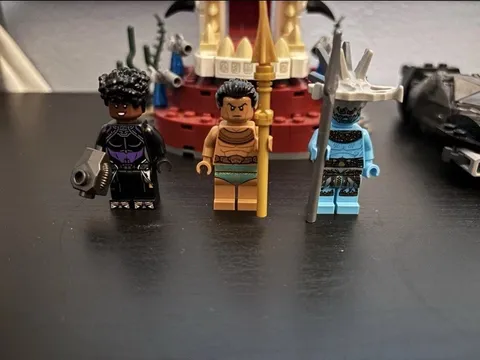 LEGO Marvel: King Namor's Throne Room (76213) INCOMPLETE READ DESCRIPTION
