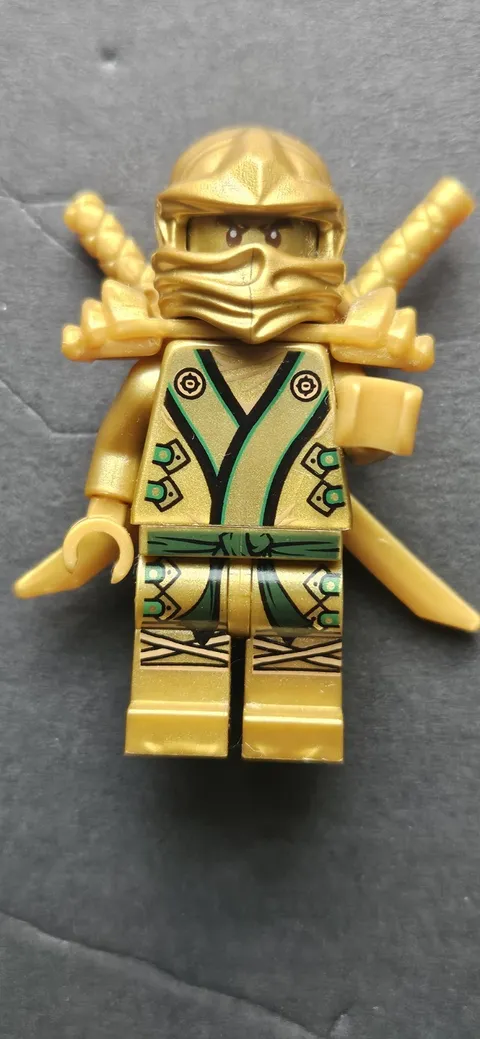 Authentic  Rare 2013  Lego Ninjago Lloyd  The Golden Ninja (Njo73)