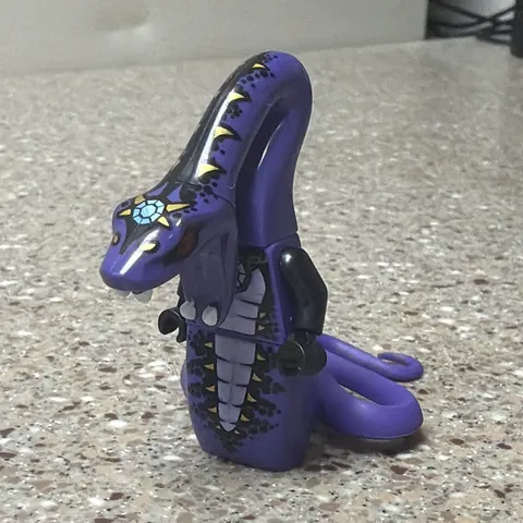 LEGO ninjago python chumsworth purple mini figure