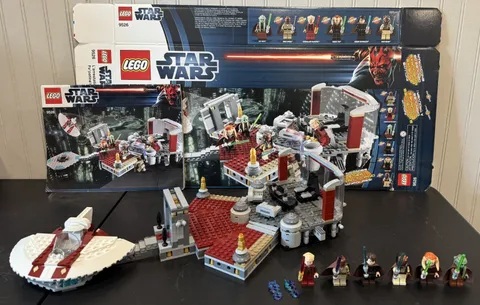 LEGO Star Wars: Palpatine's Arrest (9526) 100% Complete (Minifigs, Manual, Box)