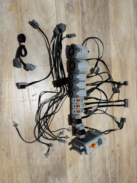 Genuine LEGO Technic Power Functions Lot - Battery Box, lights, motors and more