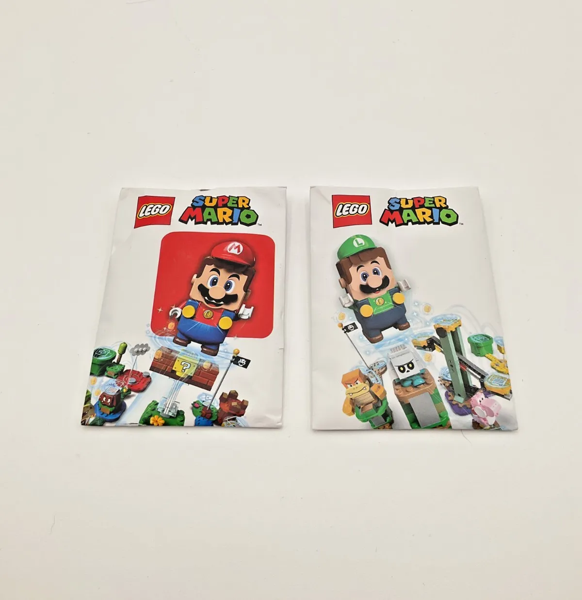 Lego Super Mario Keychains Mario & Luigi - Item Only - Open Box