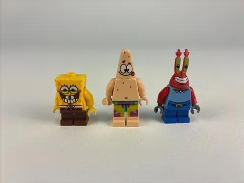 Lot Of 3 Lego SpongeBob Minifigures - SpongeBob, Patrick, and Mr. Krabs