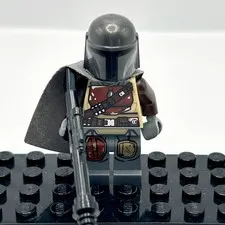 LEGO The Mandalorian Mando Din Djarin Star Wars Minifigure With Cape EUC