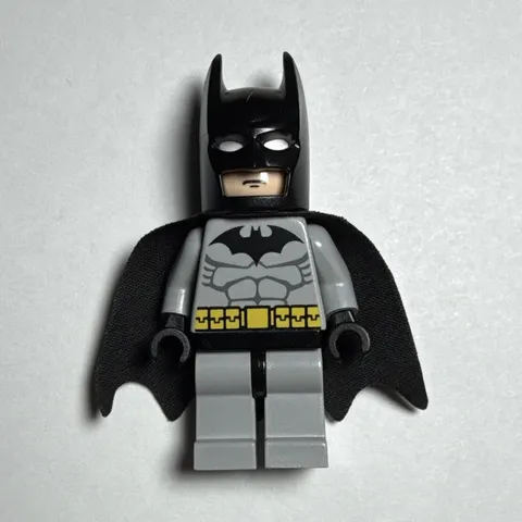LEGO Batman Minifigure Bat001 Vintage 2006 Light Bluish Gray Suit