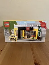 LEGO Promotional: Lego Brand Retail Store (40528) New Sealed