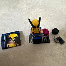 LEGO Minifigures Marvel Series 2 Wolverine Minifigure w/ Claws & Stand