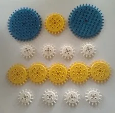  LEGO Vintage Lot of 16 Assorted Gears
