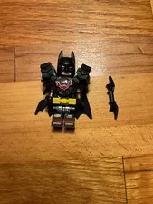 LEGO Apocalypseburg Batman Minifigure Battle Ready Tire Armor (from set # 70840)