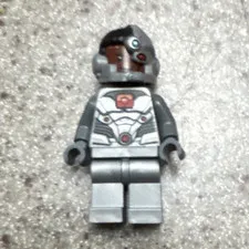 LEGO Gray & Silver Robot/Cyborg Minifigure Figure with Helmet