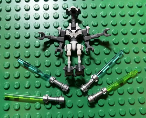 LEGO Star Wars General Grievous Minifigure White Armor SW0515 75040 75199