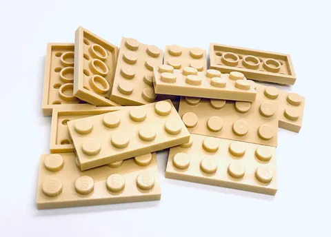 New Lego Tan 2x4 Plates #3020 - 12 Pieces