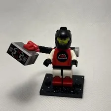 Lego Series 26 Space Minifigures 71046 M-Tron Powerlifter