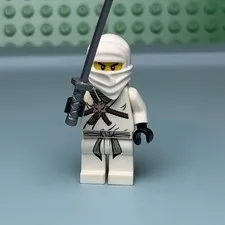 LEGO Ninjago Zane The Golden Weapons Minifigure F8