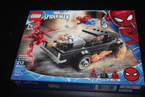 New Lego Spiderman & Ghost Rider w/ Carnage Minifigures 76173 Complete NIB YS5=