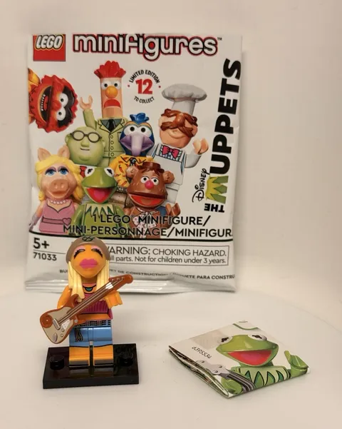 LEGO Minifigures The Muppets Janice 71033 Limited Edition Minifigure